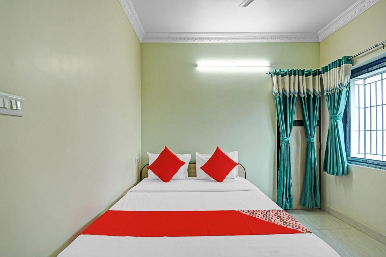 Oyo Flagship 84655 S S Guest House Калькутта Экстерьер фото