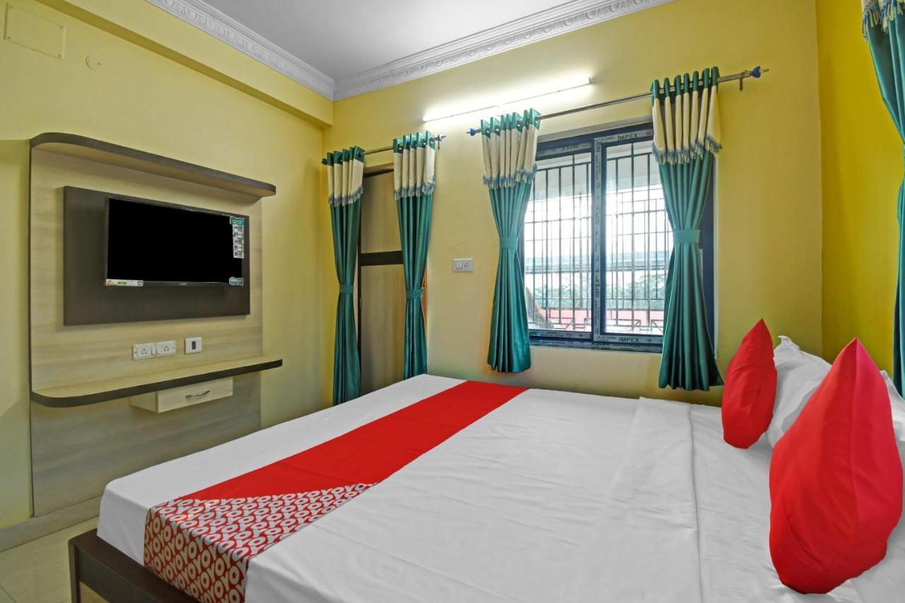 Oyo Flagship 84655 S S Guest House Калькутта Экстерьер фото