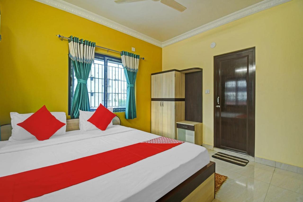 Oyo Flagship 84655 S S Guest House Калькутта Экстерьер фото